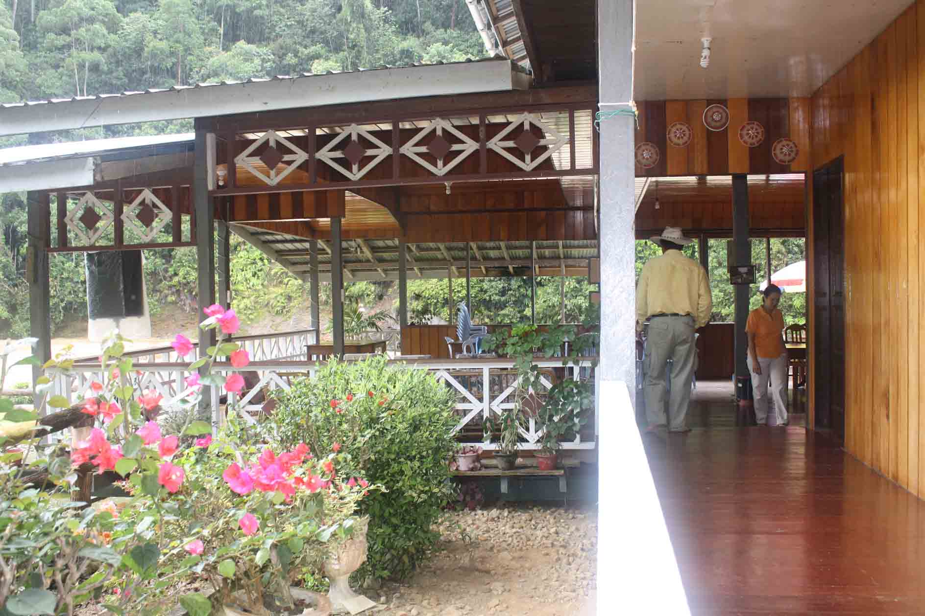 Merarap Hot Spring Lodge - Agro Malaysia